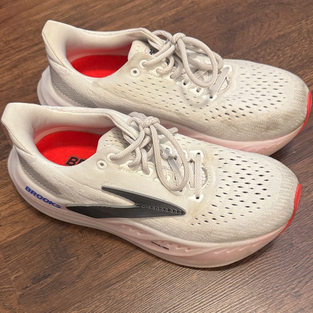 Glycerin Max Brooks 8.5